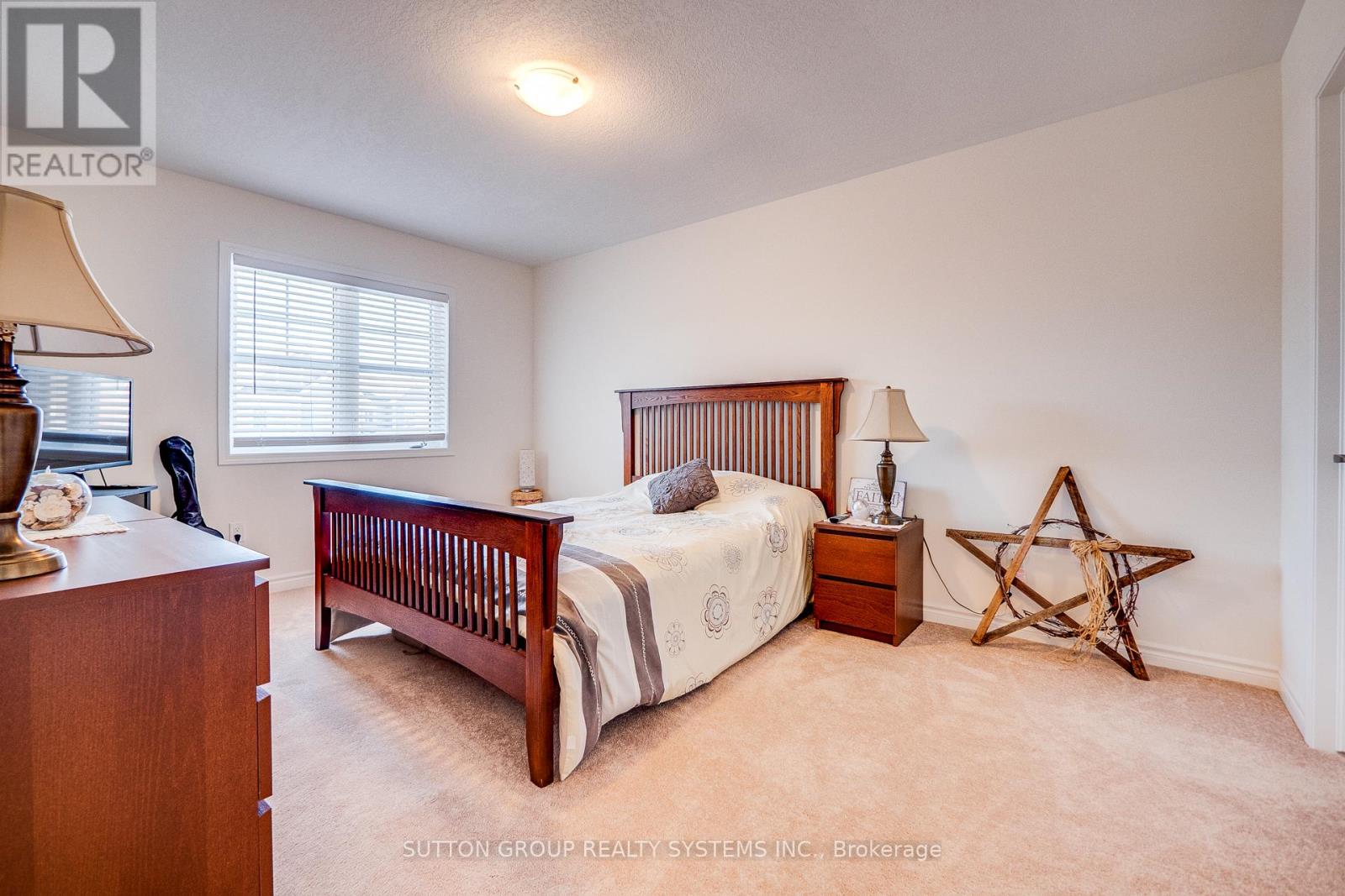 63 Wannamaker Crescent, Cambridge, Ontario  N3E 0C5 - Photo 33 - X12349538