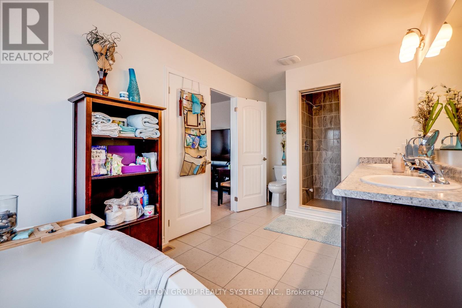 63 Wannamaker Crescent, Cambridge, Ontario  N3E 0C5 - Photo 30 - X12349538