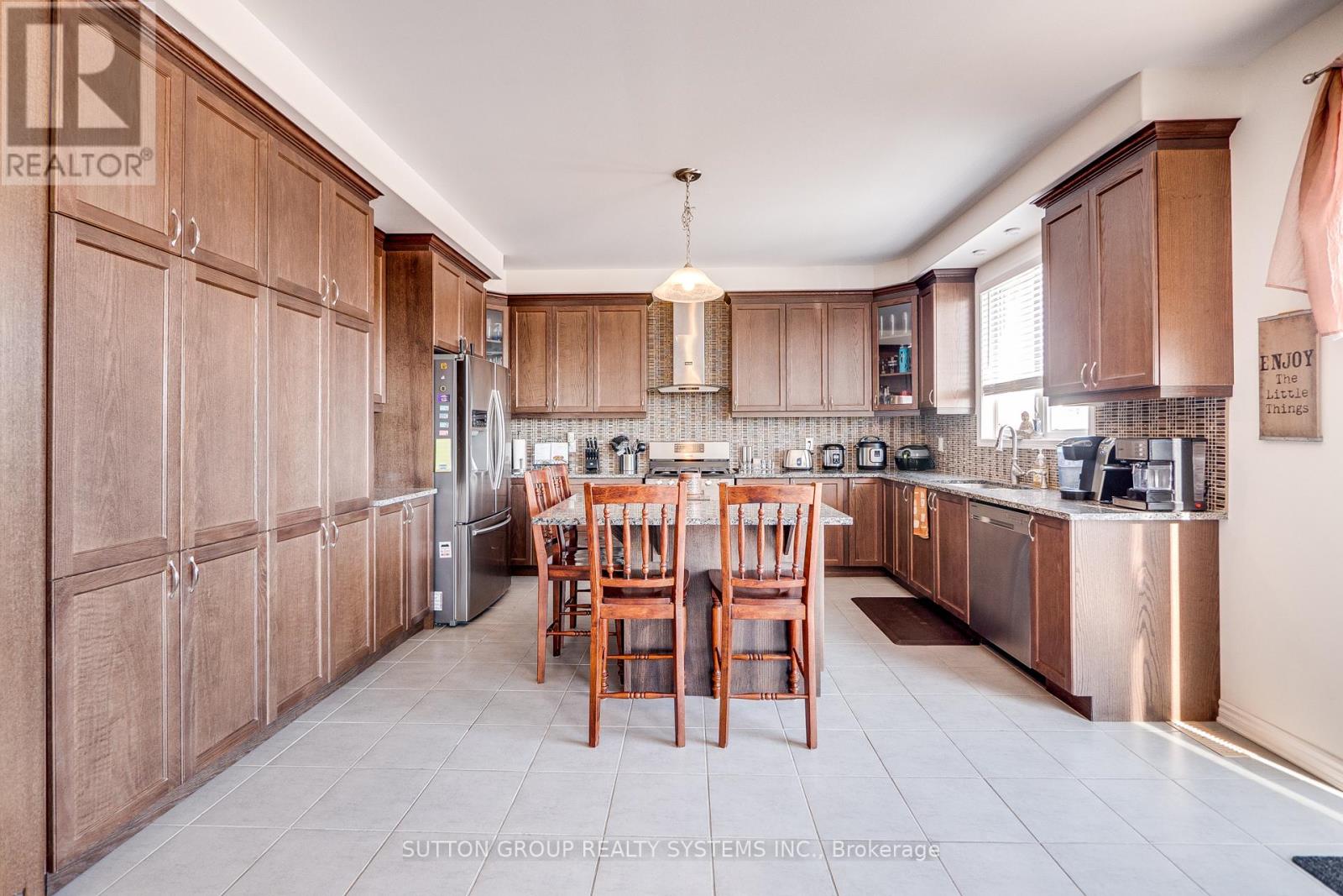 63 Wannamaker Crescent, Cambridge, Ontario  N3E 0C5 - Photo 14 - X12349538