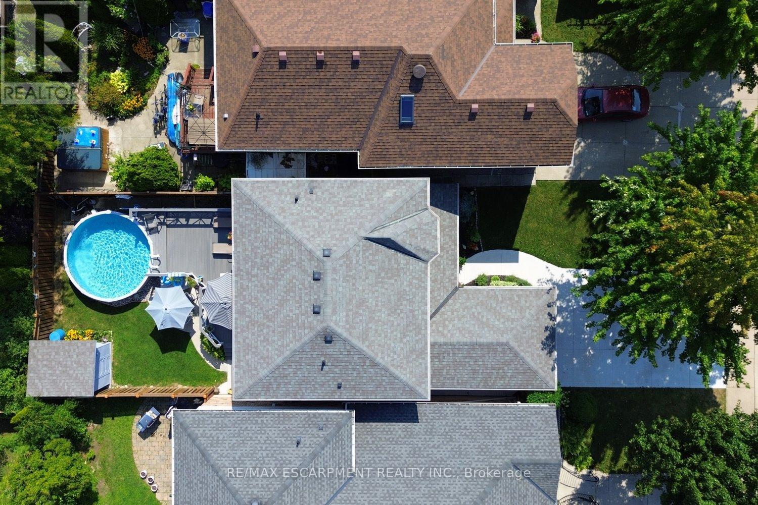 11 Jacqueline Boulevard, Hamilton, Ontario  L9B 2R1 - Photo 47 - X12349534