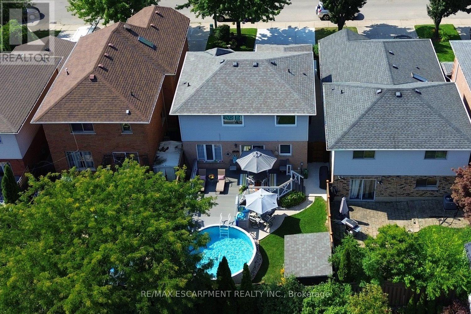 11 Jacqueline Boulevard, Hamilton, Ontario  L9B 2R1 - Photo 48 - X12349534