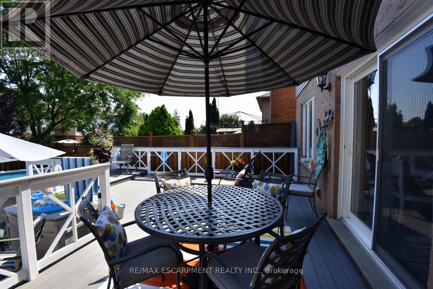 11 Jacqueline Boulevard, Hamilton, Ontario  L9B 2R1 - Photo 41 - X12349534