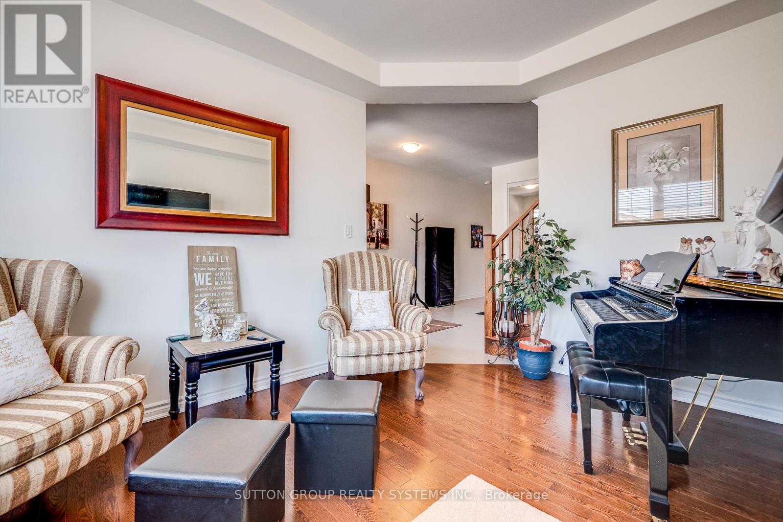 63 Wannamaker Crescent, Cambridge, Ontario  N3E 0C5 - Photo 6 - X12349538