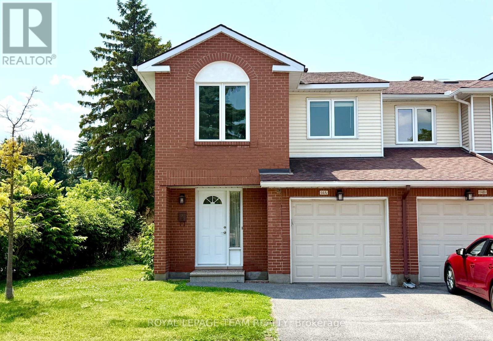 A - 14 Castlebrook Lane, Ottawa, Ontario K2G 5G4 - Photo 2 - X12349565