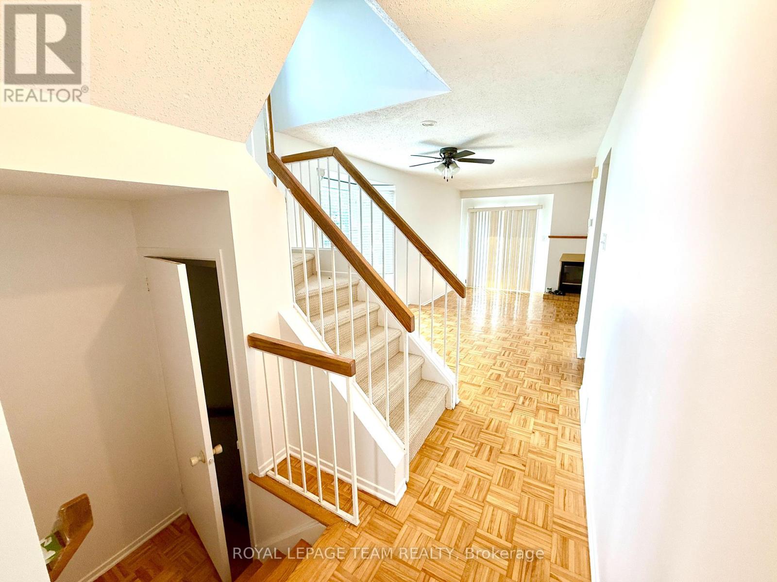 A - 14 Castlebrook Lane, Ottawa, Ontario K2G 5G4 - Photo 25 - X12349565