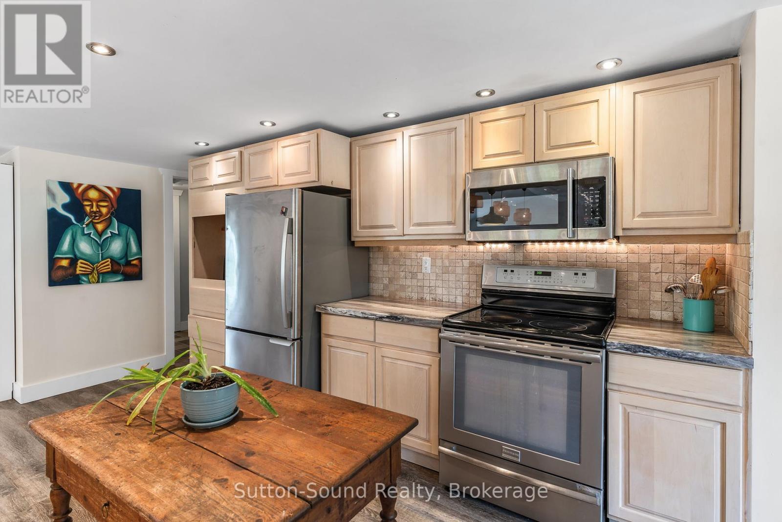 87 Meadowland Road, South Bruce Peninsula, Ontario  N0H 2T0 - Photo 14 - X12349586