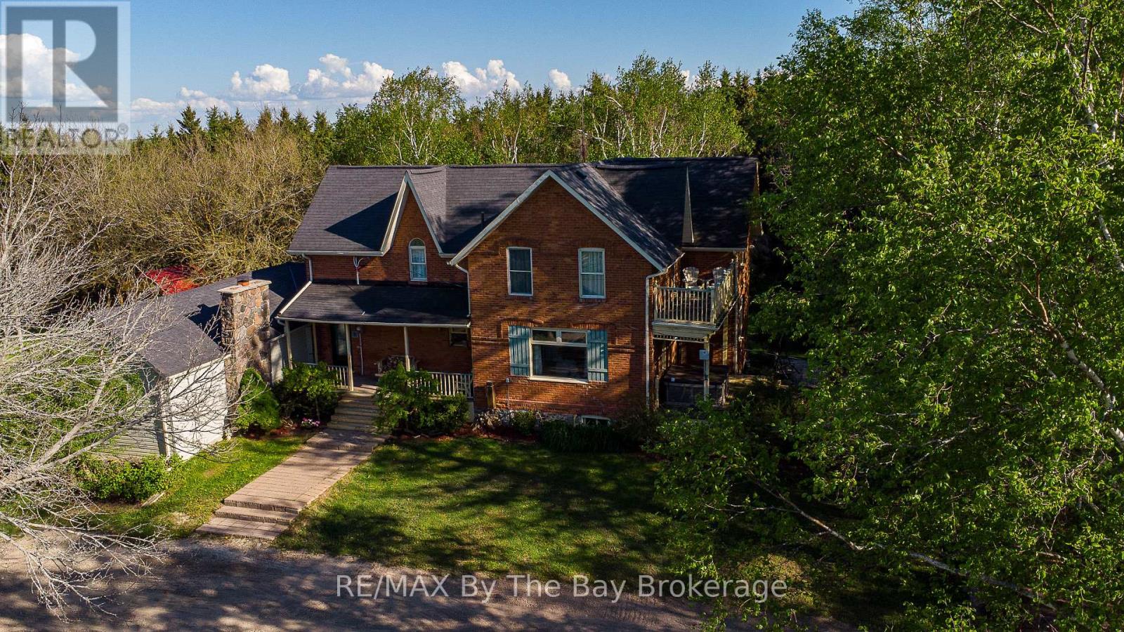 2553 County 42 Road, Clearview, Ontario  L0M 1S0 - Photo 1 - S12022484