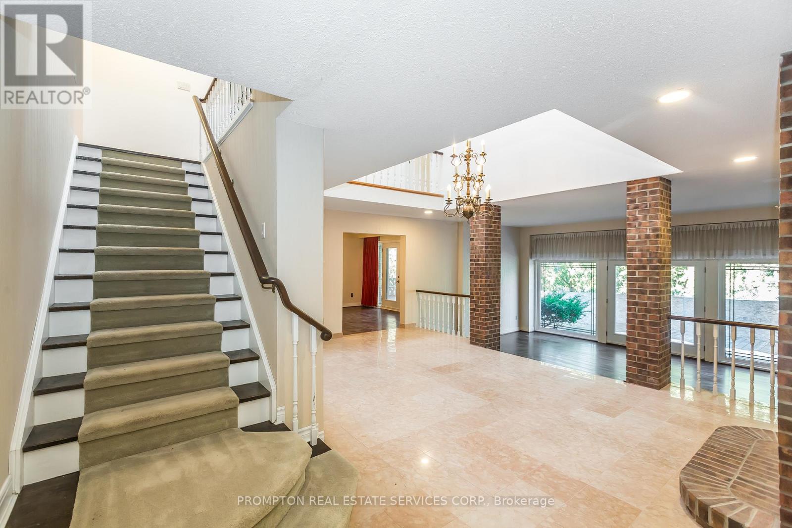 4 Sagewood Drive, Toronto, Ontario  M3B 1T4 - Photo 2 - C12349544