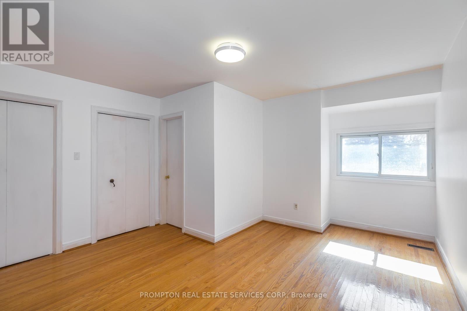 4 Sagewood Drive, Toronto, Ontario  M3B 1T4 - Photo 21 - C12349544