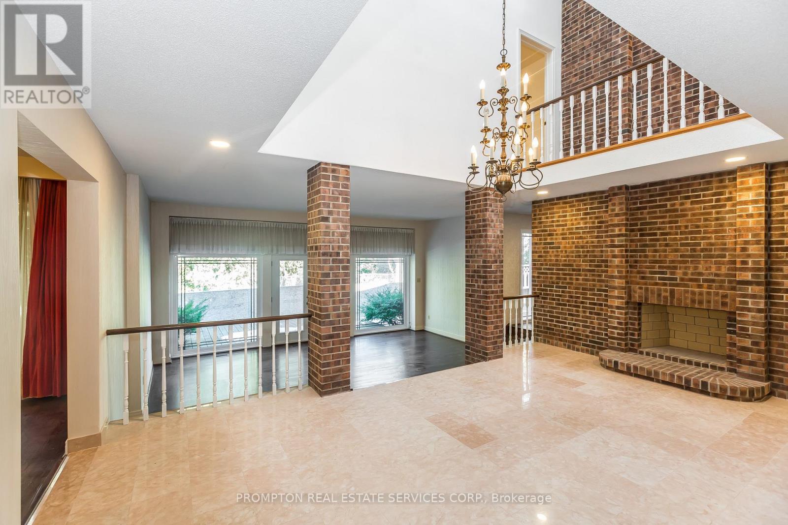 4 Sagewood Drive, Toronto, Ontario  M3B 1T4 - Photo 4 - C12349544