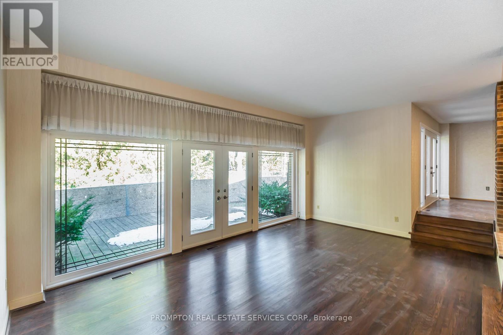 4 Sagewood Drive, Toronto, Ontario  M3B 1T4 - Photo 5 - C12349544