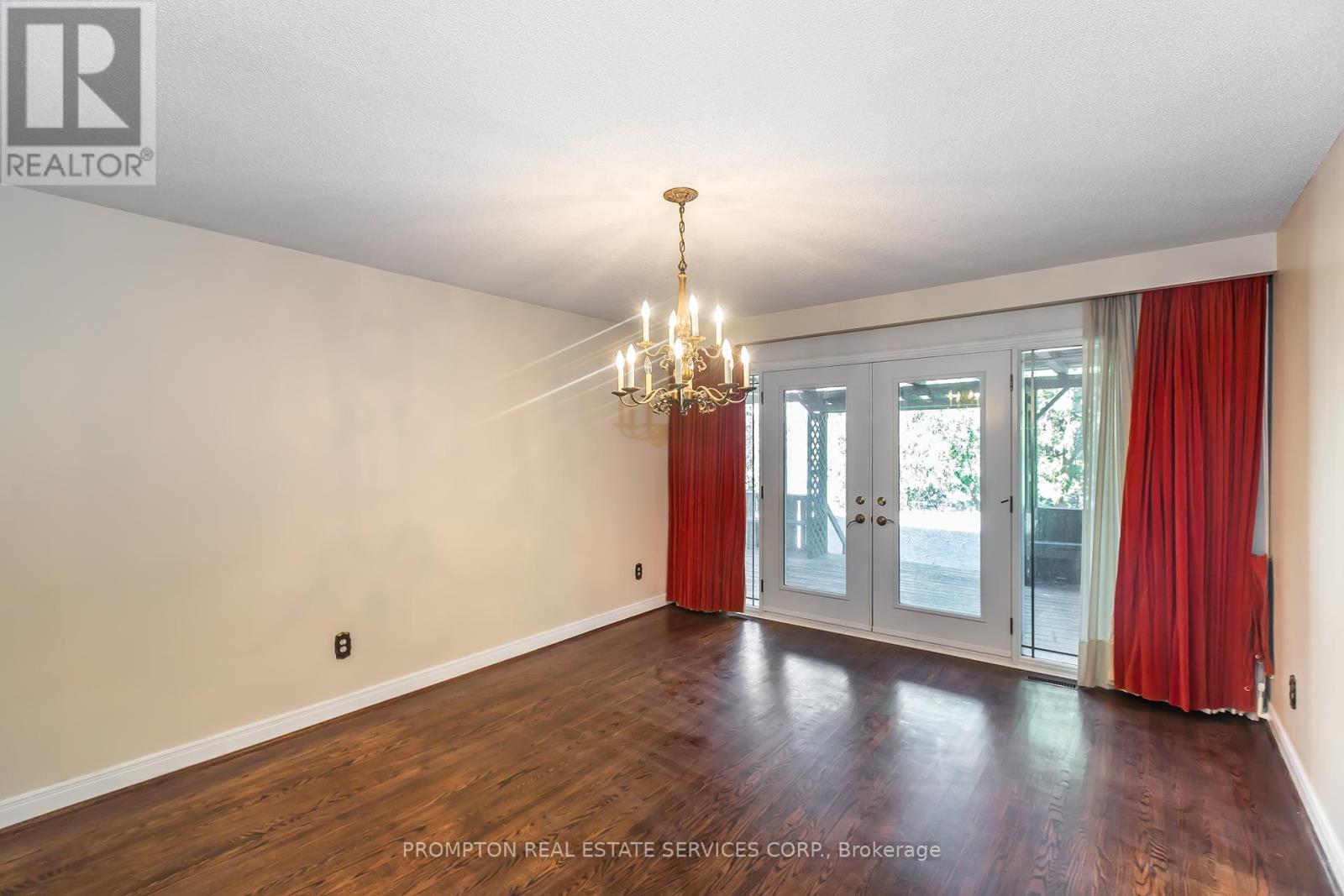 4 Sagewood Drive, Toronto, Ontario  M3B 1T4 - Photo 8 - C12349544