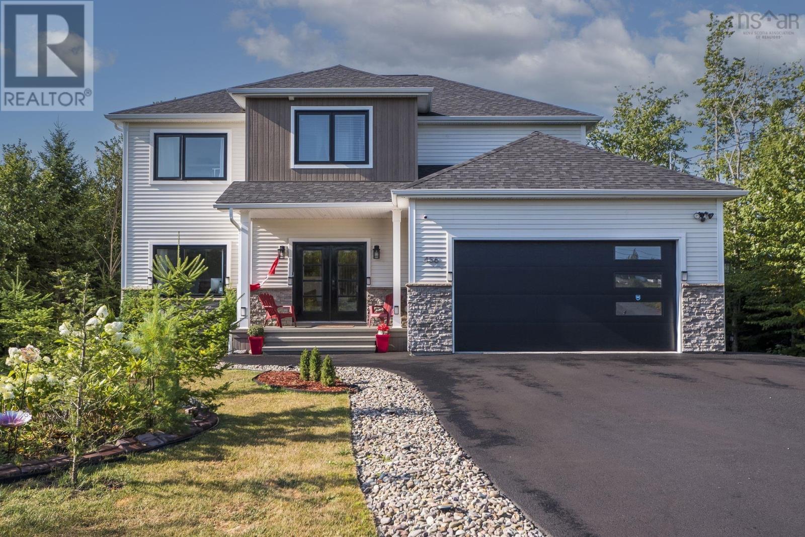 Property at 456 Magenta Drive image 2