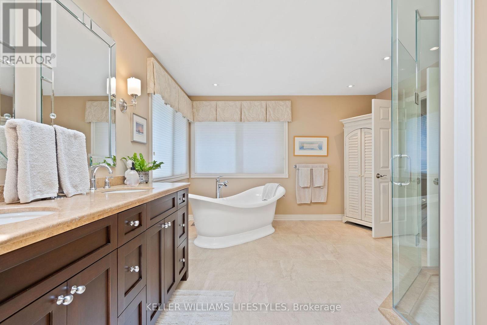 95 Highland Woods Court, London South, Ontario  N6C 5X2 - Photo 27 - X12349595