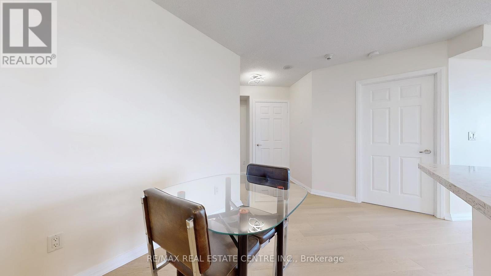 613 - 220 Forum Drive, Mississauga, Ontario L4Z 4K1 - Photo 12 - W12349562