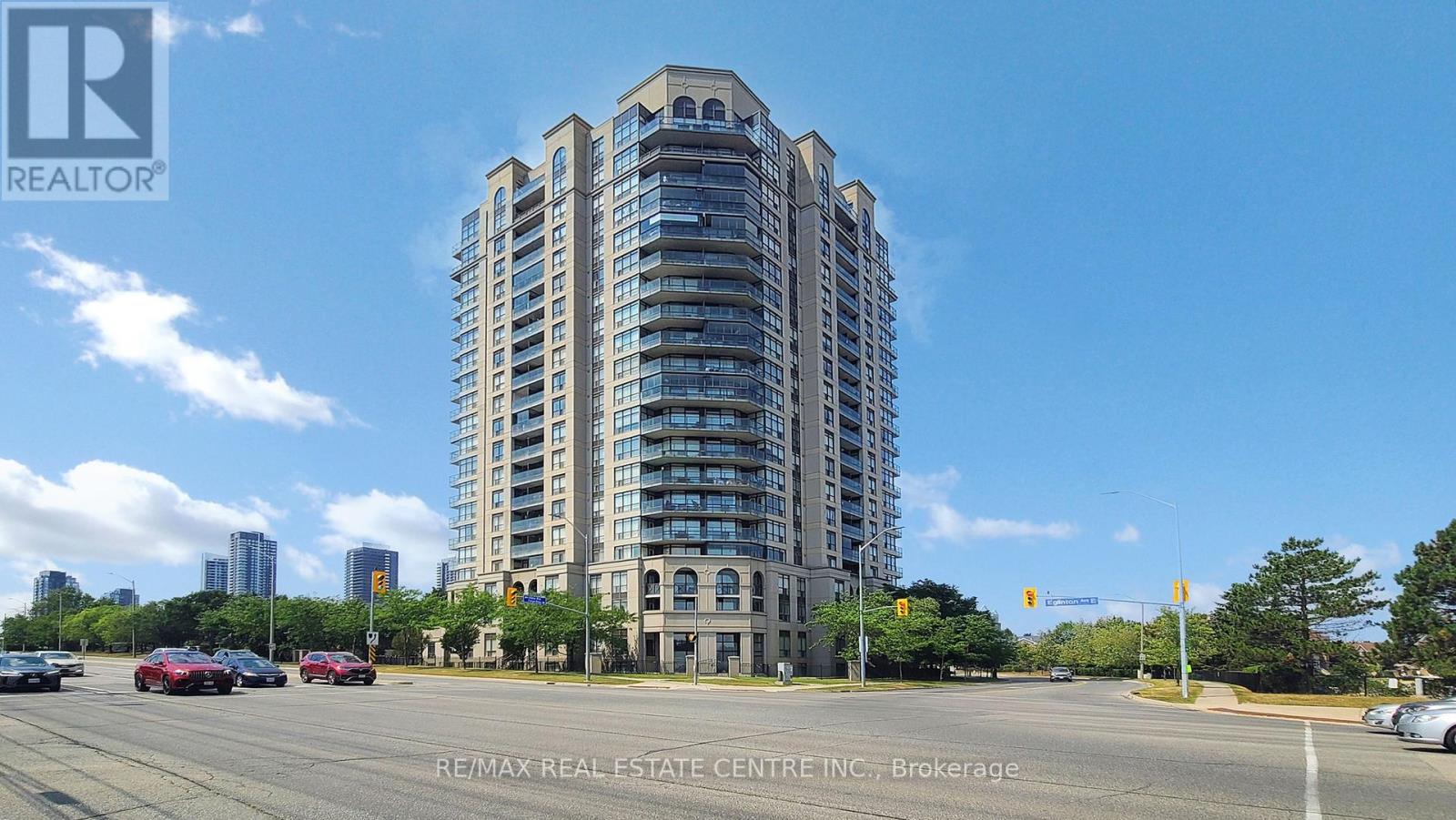 613 - 220 Forum Drive, Mississauga, Ontario L4Z 4K1 - Photo 2 - W12349562
