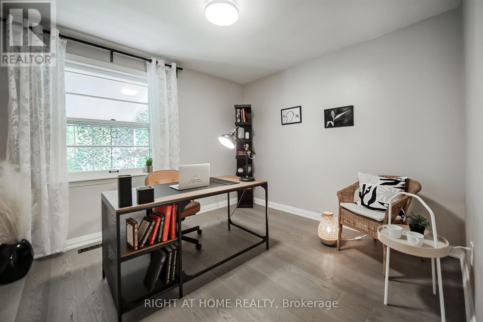 388 Lark Avenue, Burlington, Ontario  L7T 2T2 - Photo 25 - W12349583