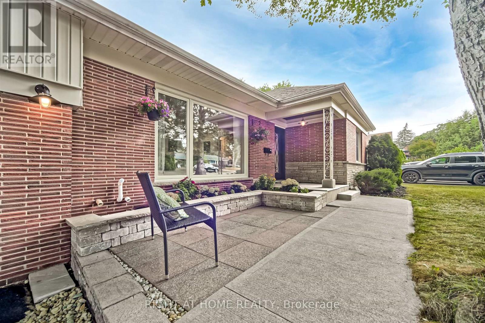 Property at 388 LARK AVENUE image 5