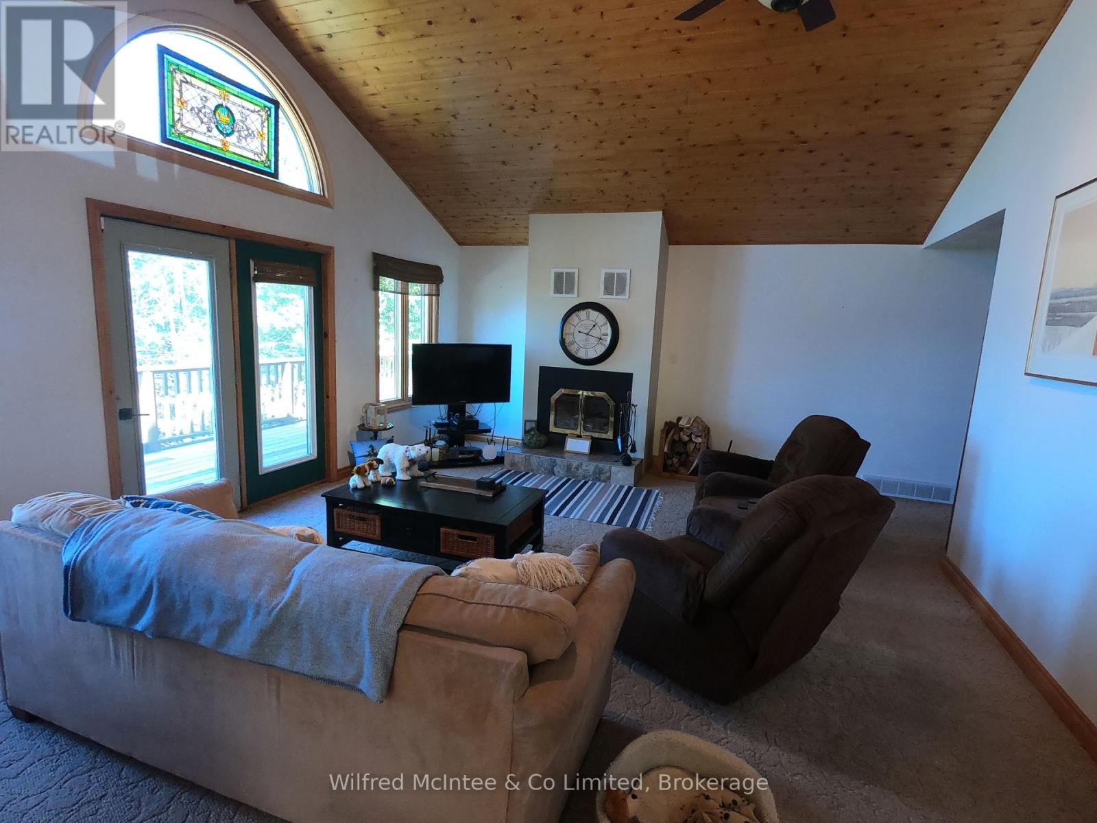126 Buckingham Lane, Meaford, Ontario  N0H 1V0 - Photo 11 - X12134441