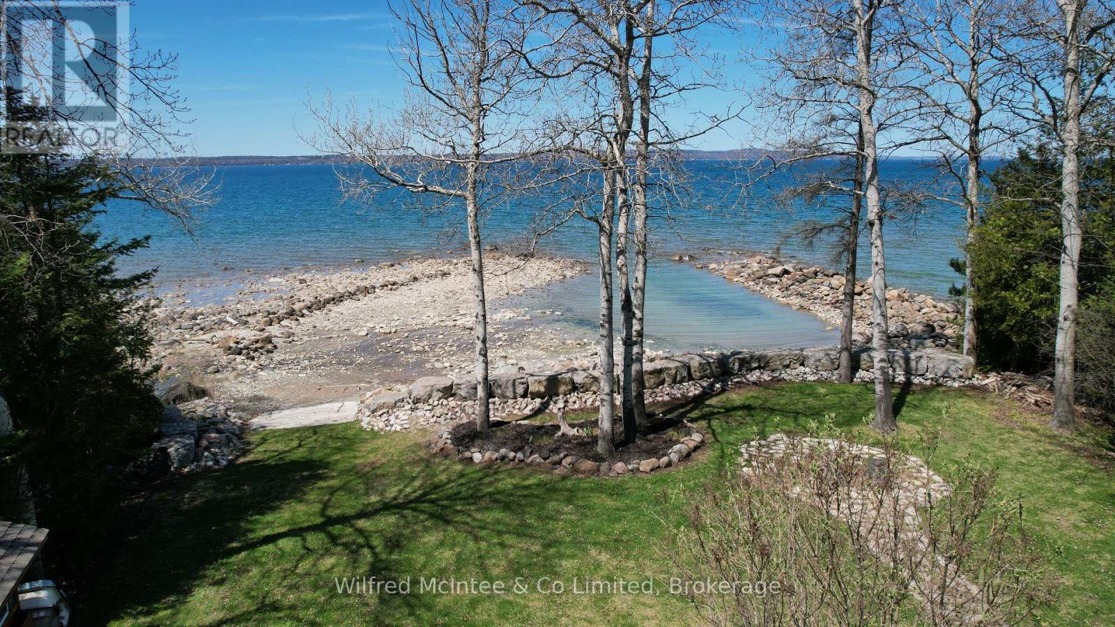 126 Buckingham Lane, Meaford, Ontario  N0H 1V0 - Photo 8 - X12134441