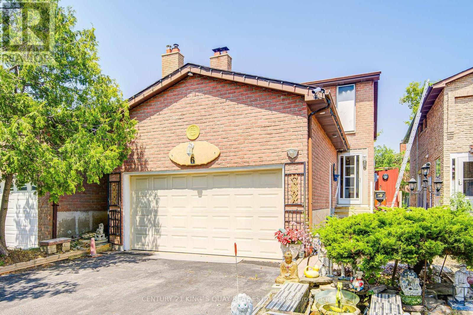 Property at 6 COTTSMORE CRESCENT image 3