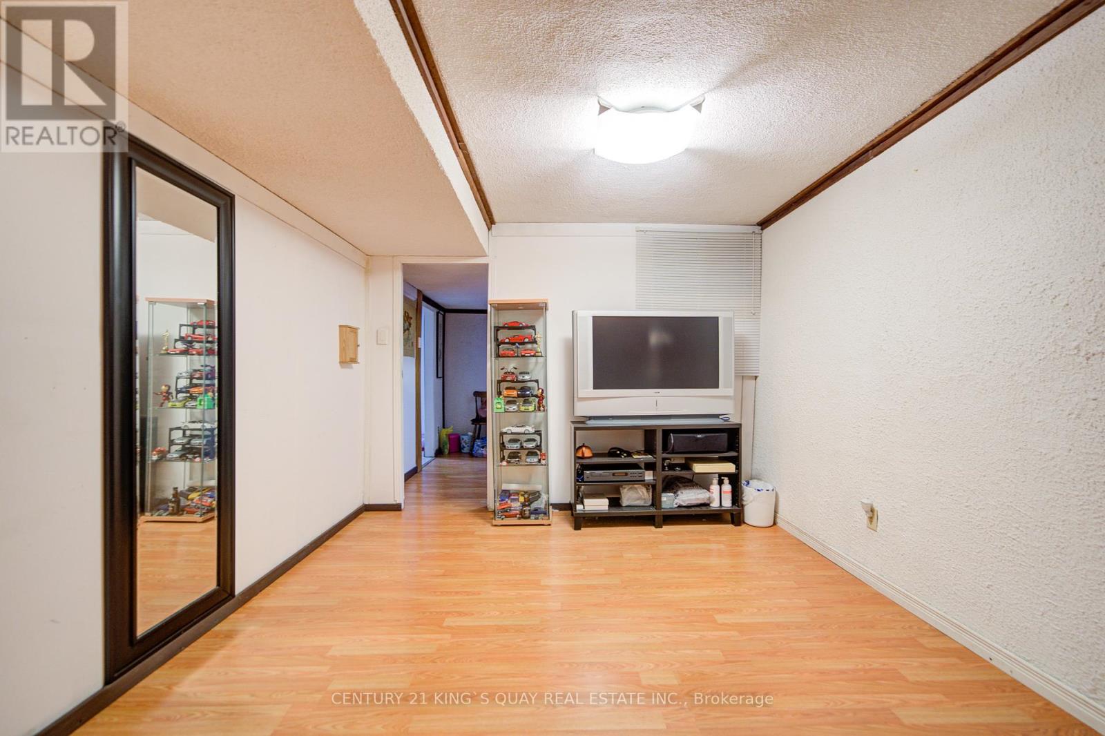 6 Cottsmore Crescent, Markham, Ontario  L3R 3X6 - Photo 40 - N12335961