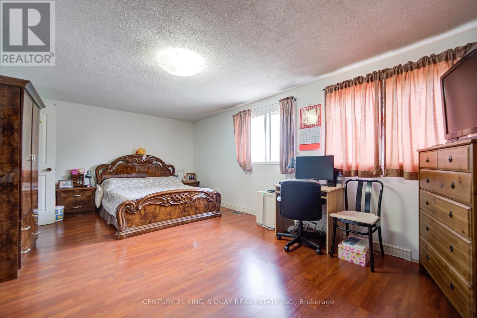 6 Cottsmore Crescent, Markham, Ontario  L3R 3X6 - Photo 28 - N12335961
