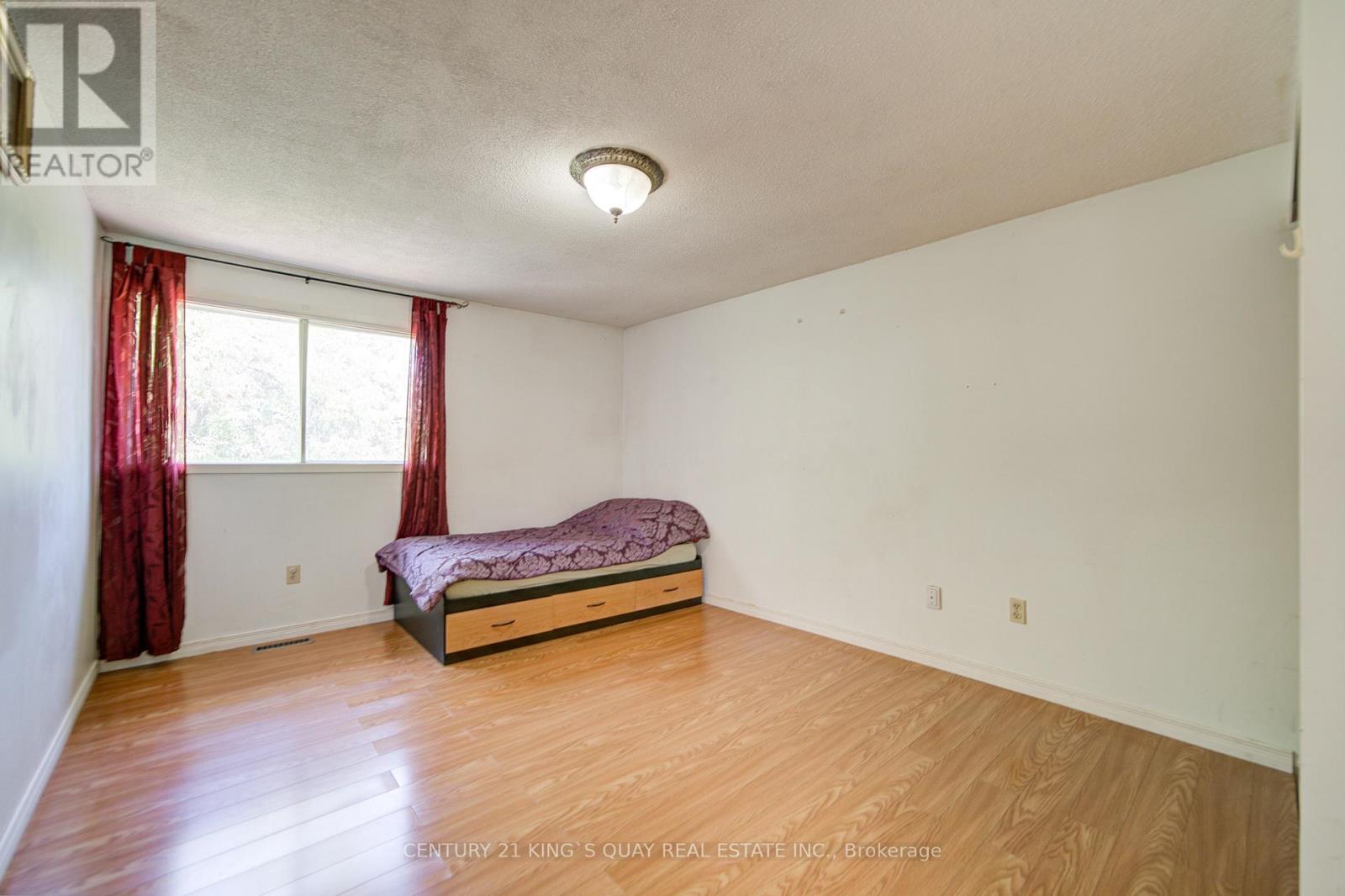 6 Cottsmore Crescent, Markham, Ontario  L3R 3X6 - Photo 34 - N12335961