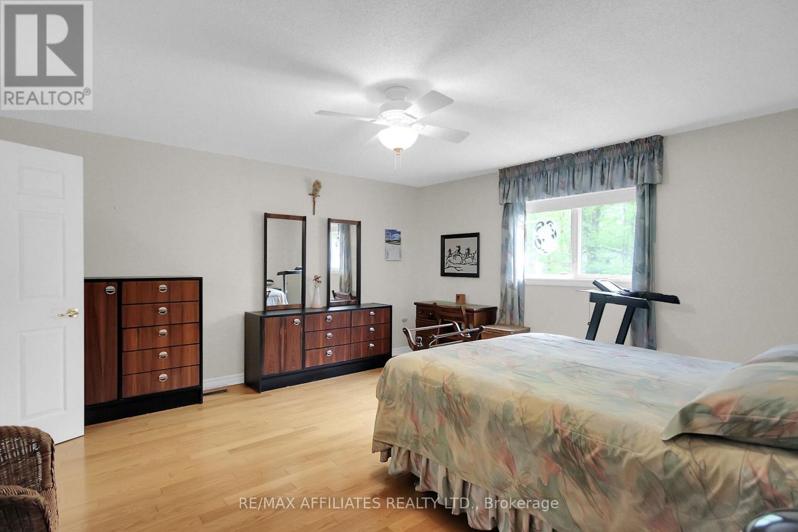 2032 Sun Vista Private, Ottawa, Ontario  K4P 0A7 - Photo 16 - X12349629