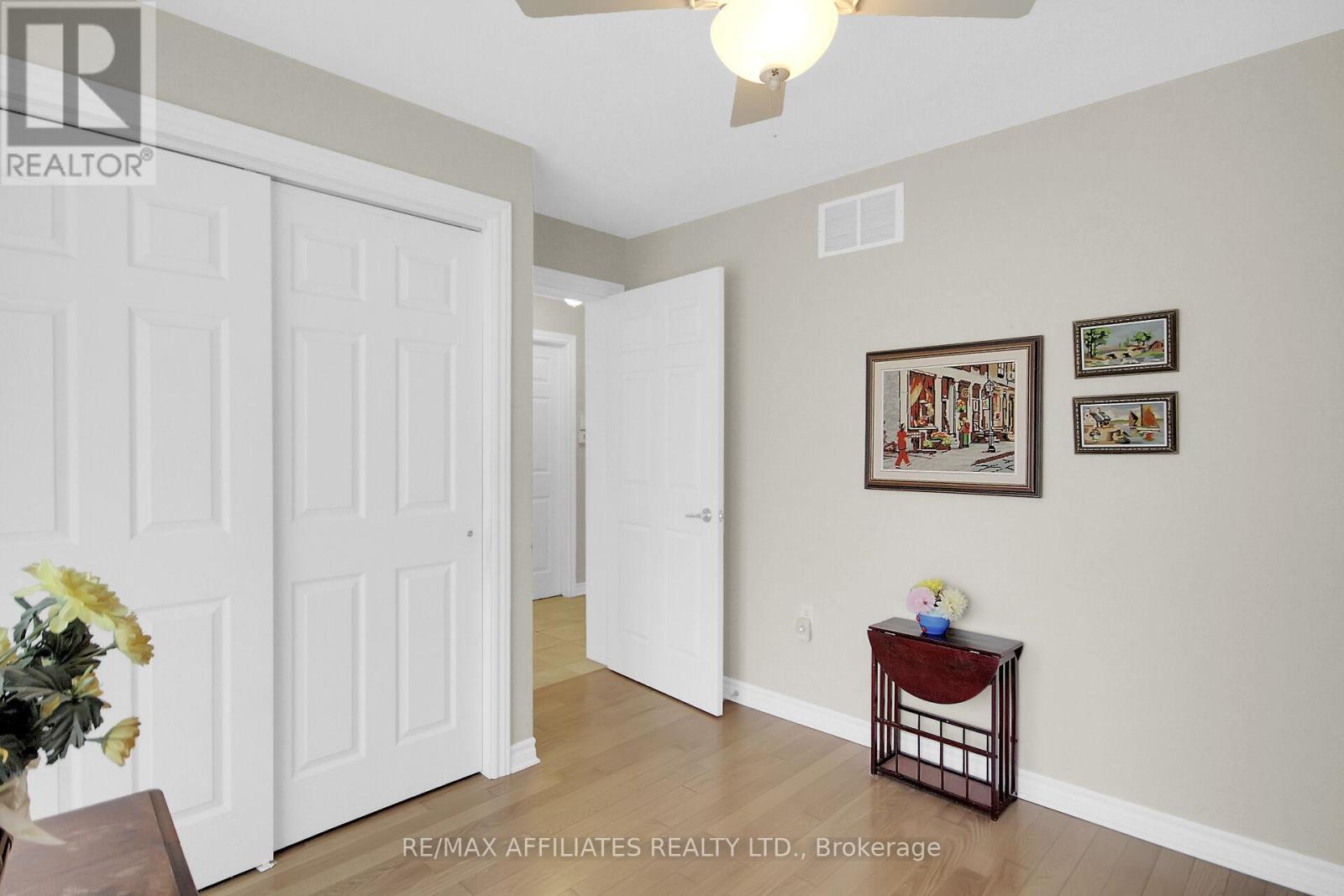 2032 Sun Vista Private, Ottawa, Ontario  K4P 0A7 - Photo 21 - X12349629