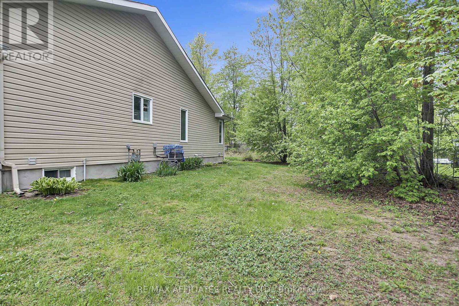 2032 Sun Vista Private, Ottawa, Ontario  K4P 0A7 - Photo 26 - X12349629