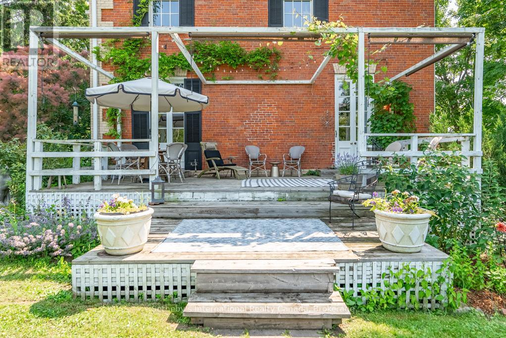 22 Hauser Place, Hamilton, Ontario  L9H 5E1 - Photo 36 - X12349623
