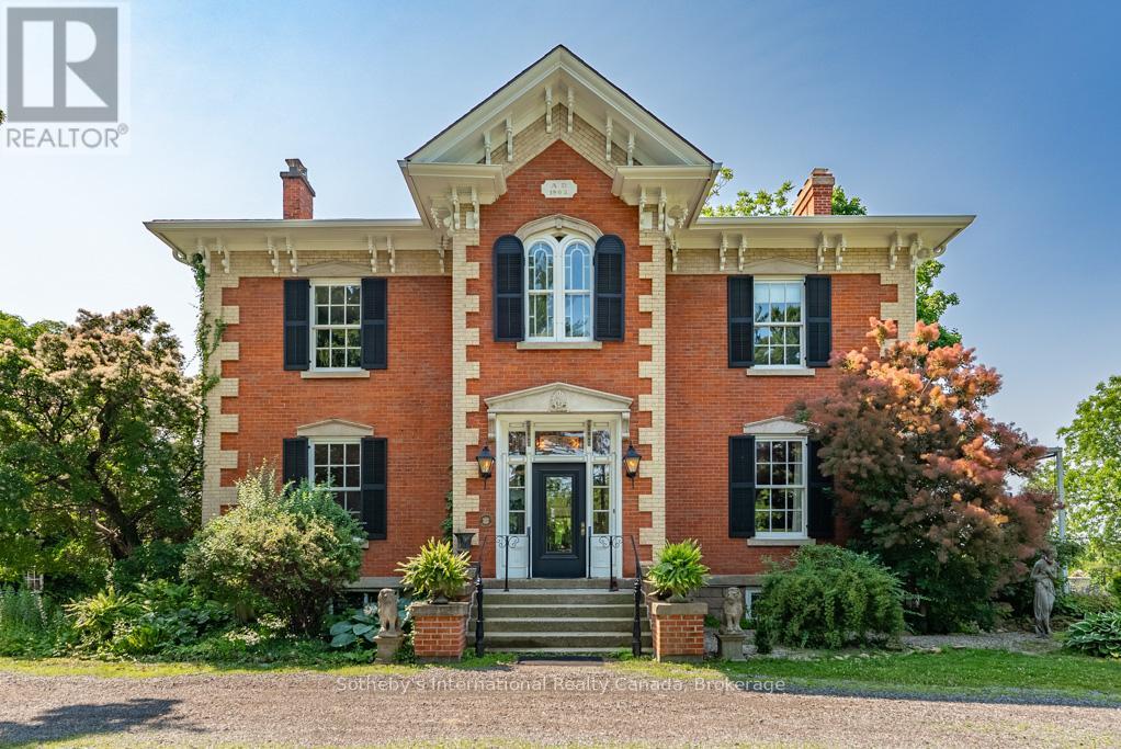 22 Hauser Place, Hamilton, Ontario  L9H 5E1 - Photo 4 - X12349623