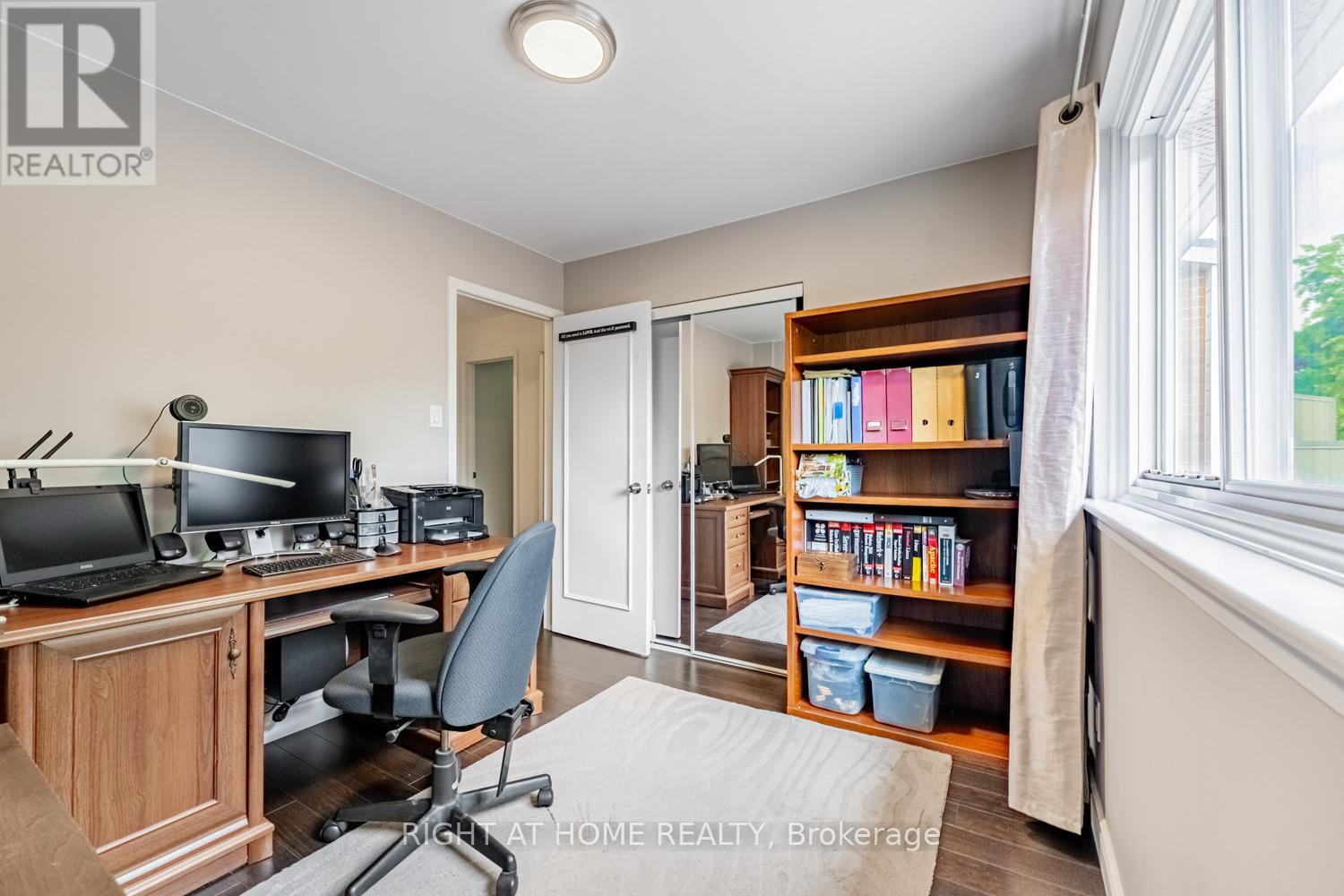 19 - 345 Meadows Boulevard W, Mississauga, Ontario L4Z 1G5 - Photo 28 - W12349605