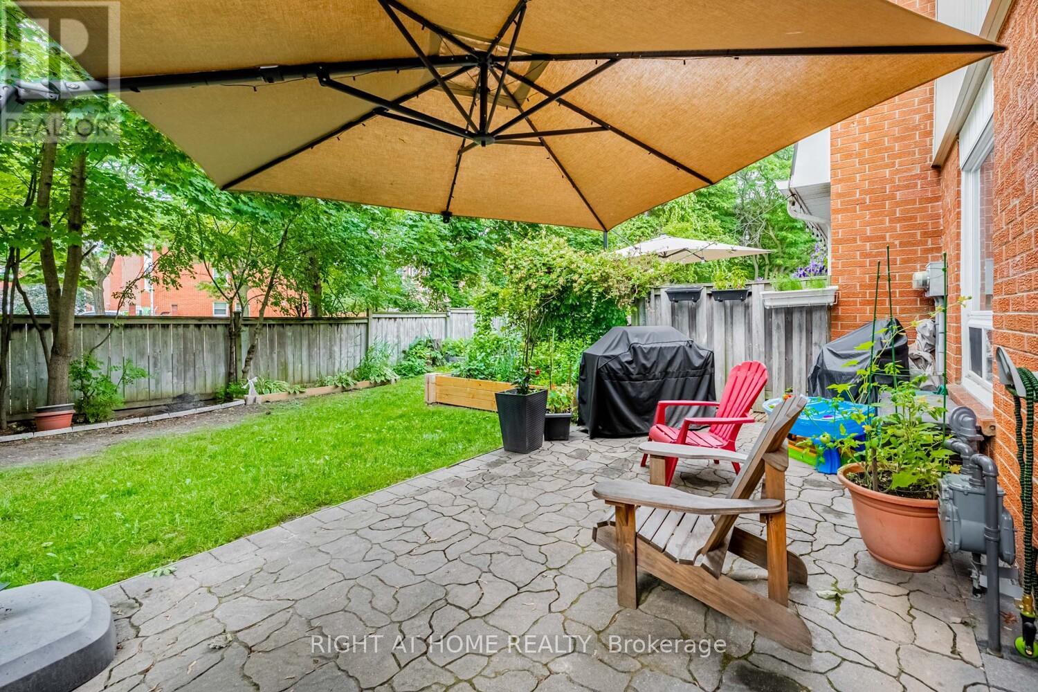 19 - 345 Meadows Boulevard W, Mississauga, Ontario L4Z 1G5 - Photo 31 - W12349605