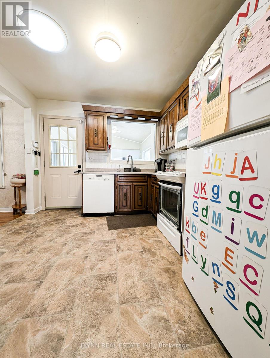 3399 Cattell Drive, Niagara Falls, Ontario  L2G 6N3 - Photo 10 - X12349422