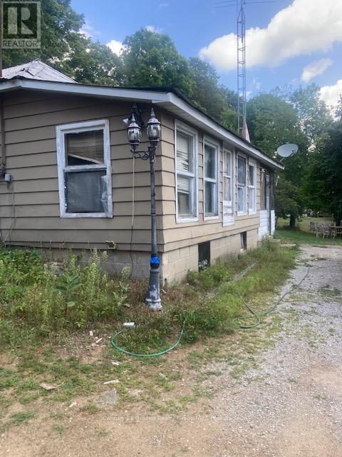 2445 North Shore Road, Algonquin Highlands, Ontario  K0M 1S0 - Photo 3 - X12339625