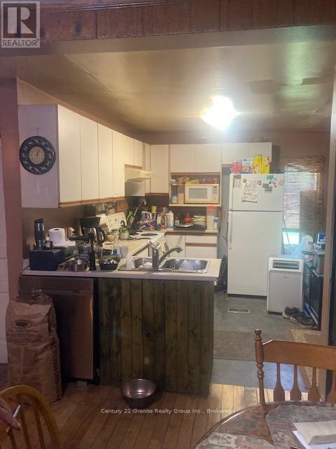 2445 North Shore Road, Algonquin Highlands, Ontario  K0M 1S0 - Photo 6 - X12339625