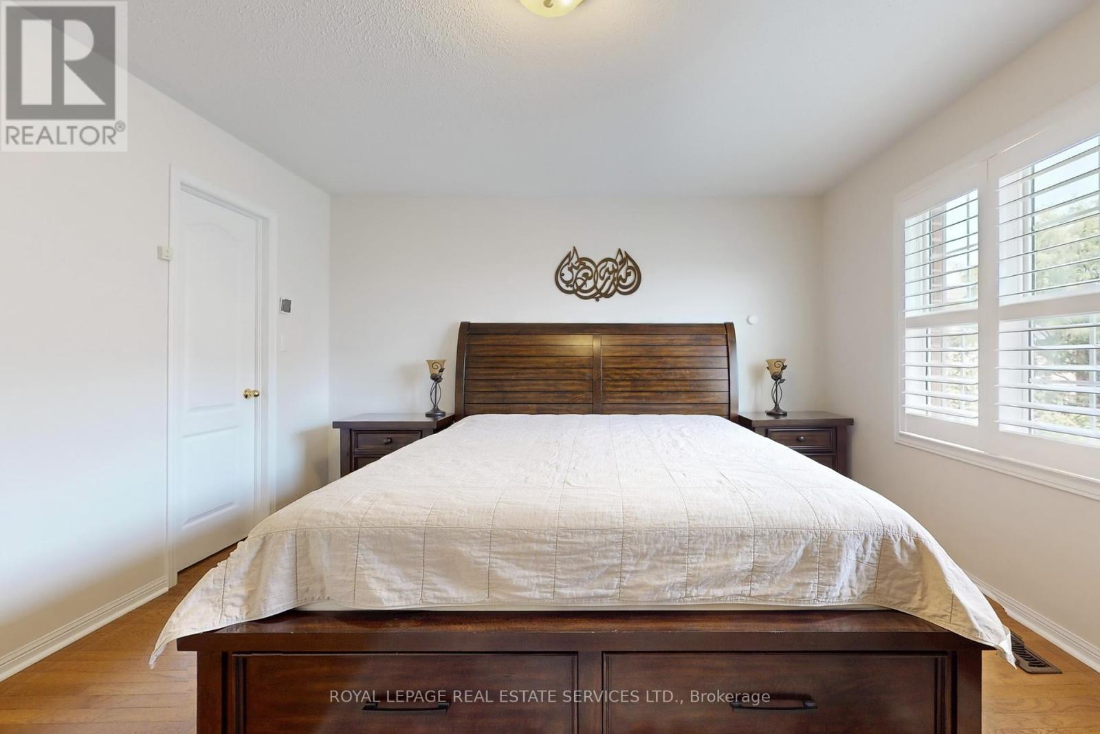 3909 Mayla Drive, Mississauga, Ontario L5M 7Y8 - Photo 22 - W12349616