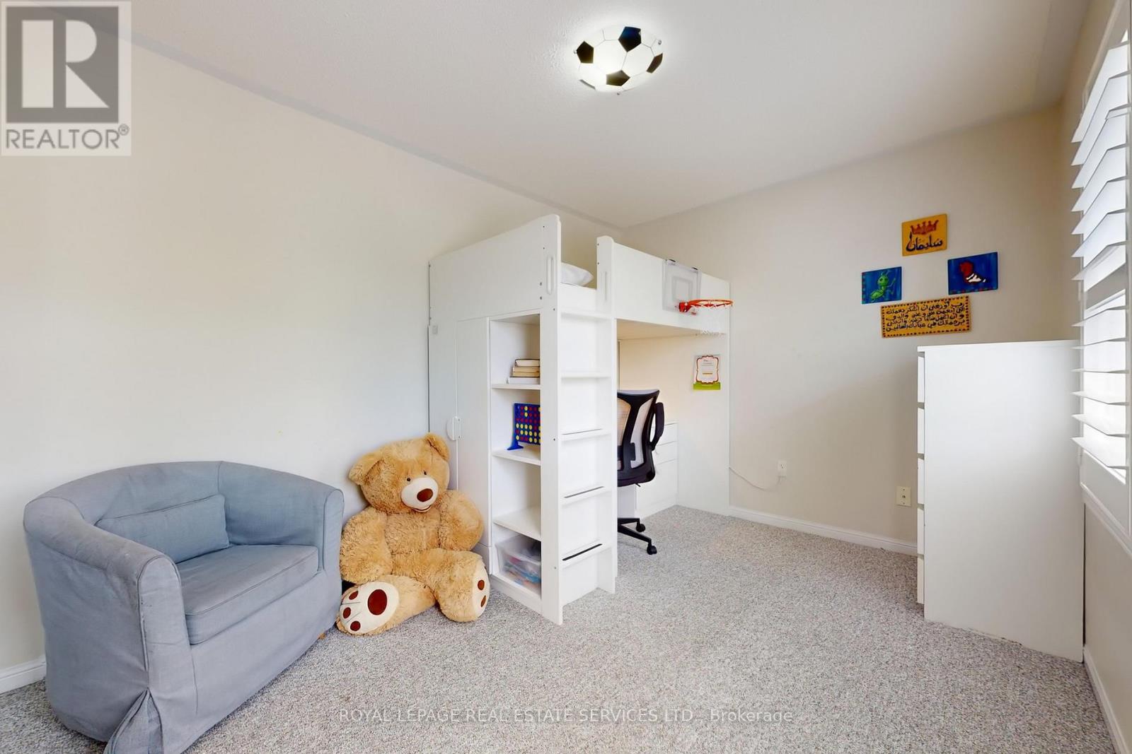 3909 Mayla Drive, Mississauga, Ontario L5M 7Y8 - Photo 30 - W12349616