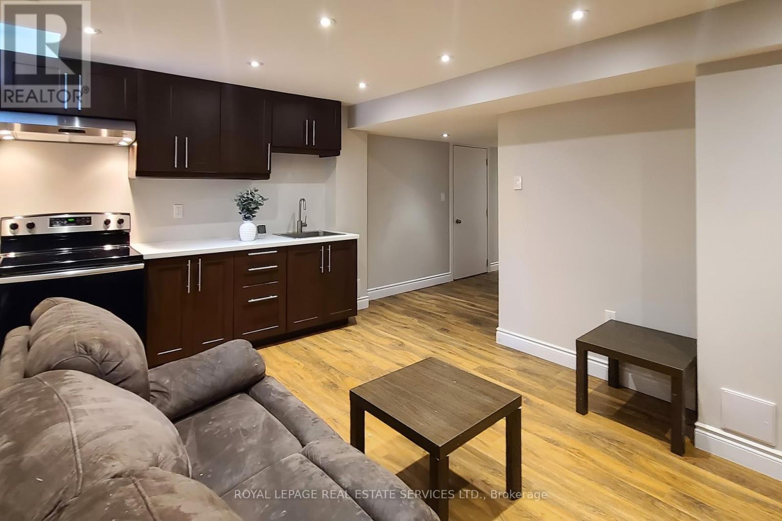 3909 Mayla Drive, Mississauga, Ontario L5M 7Y8 - Photo 40 - W12349616