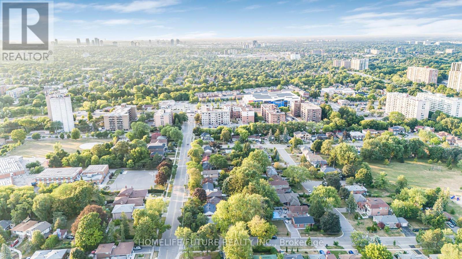 71 MASON ROAD, Toronto, Ontario