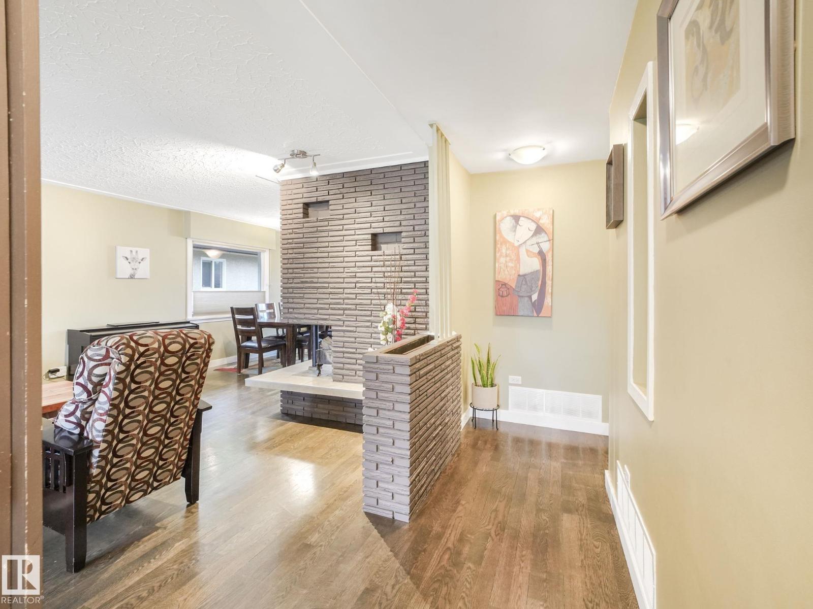 9508 148 St Nw, Edmonton, Alberta  T5N 3E4 - Photo 4 - E4453477