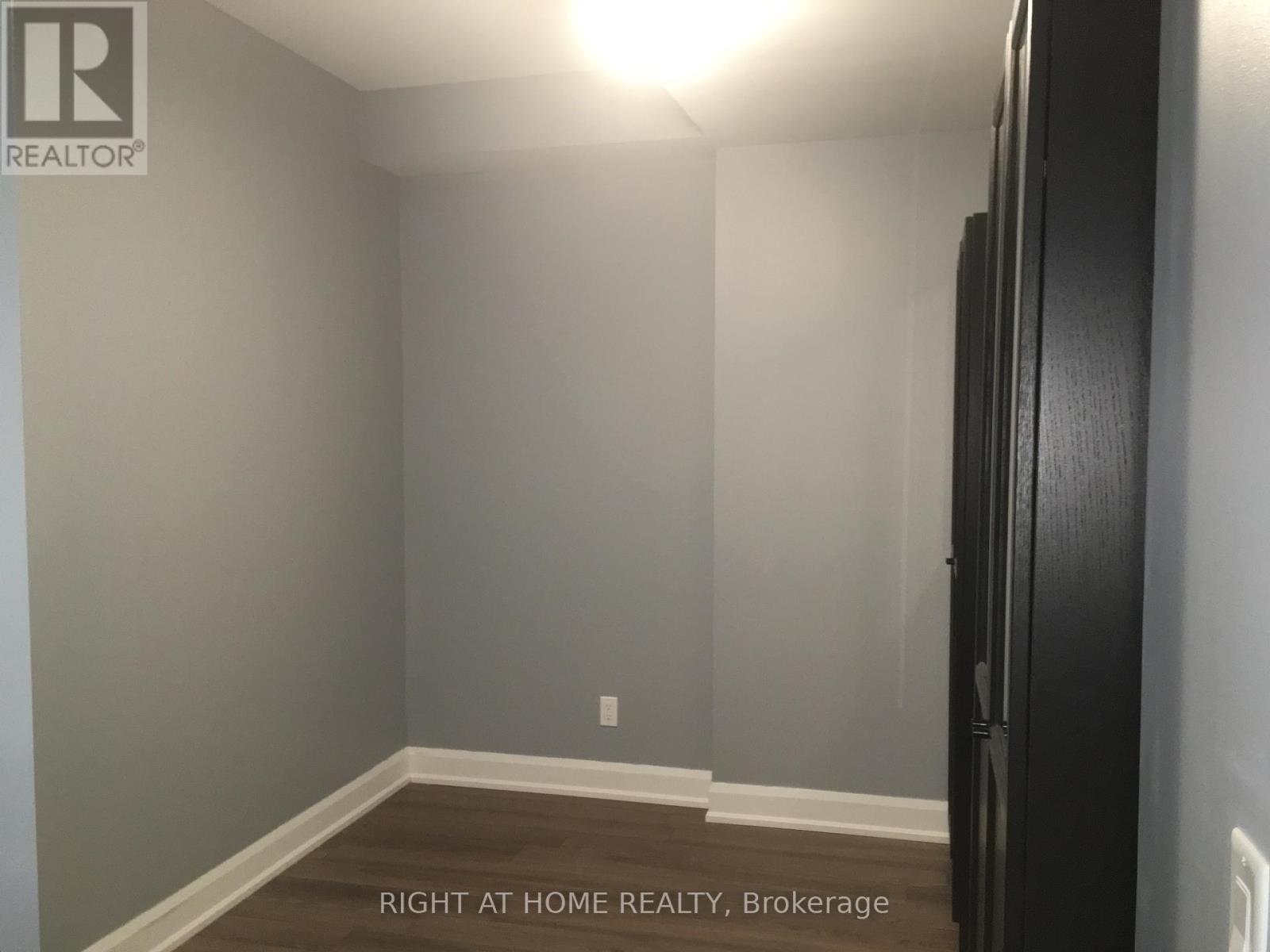 312 - 2910 Highway No, 7 Road W, Vaughan, Ontario  L4K 0H8 - Photo 15 - N12349694