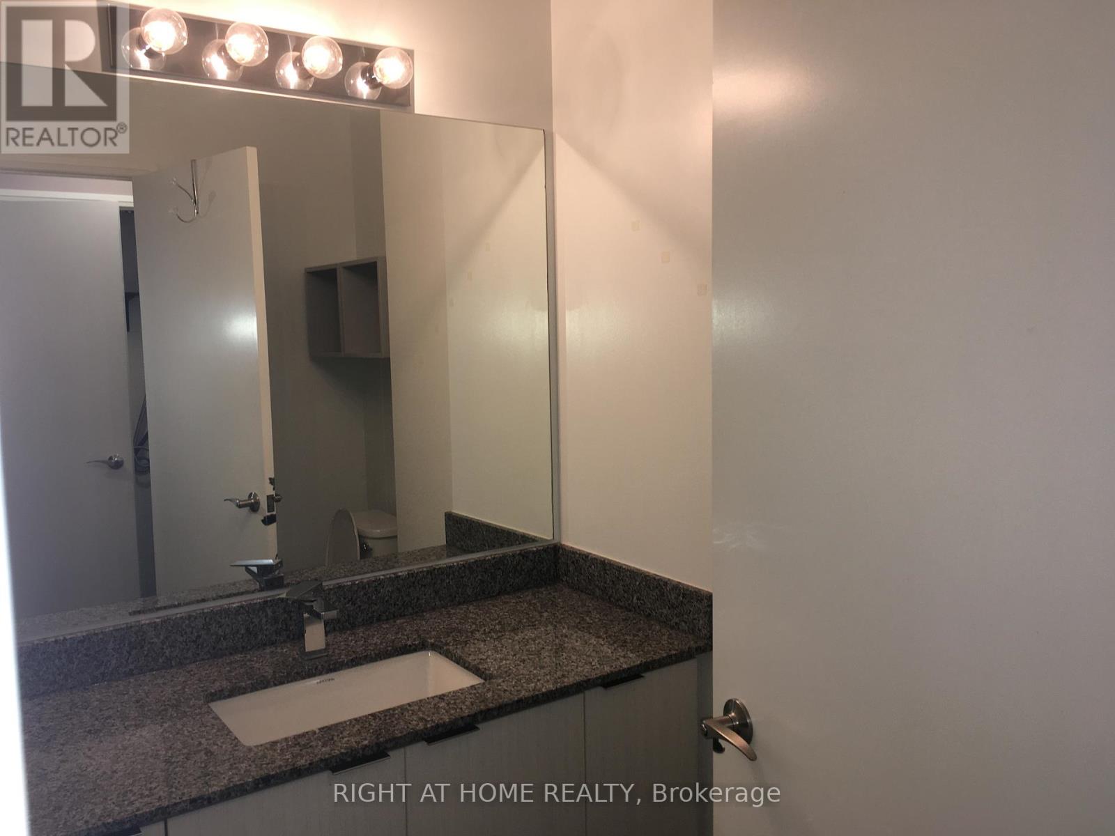 312 - 2910 Highway No, 7 Road W, Vaughan, Ontario  L4K 0H8 - Photo 18 - N12349694