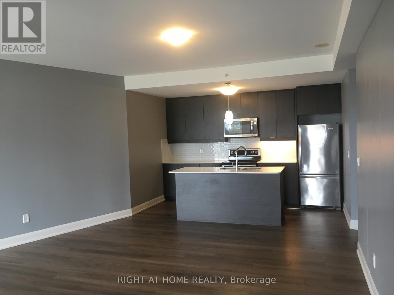 312 - 2910 Highway No, 7 Road W, Vaughan, Ontario  L4K 0H8 - Photo 8 - N12349694