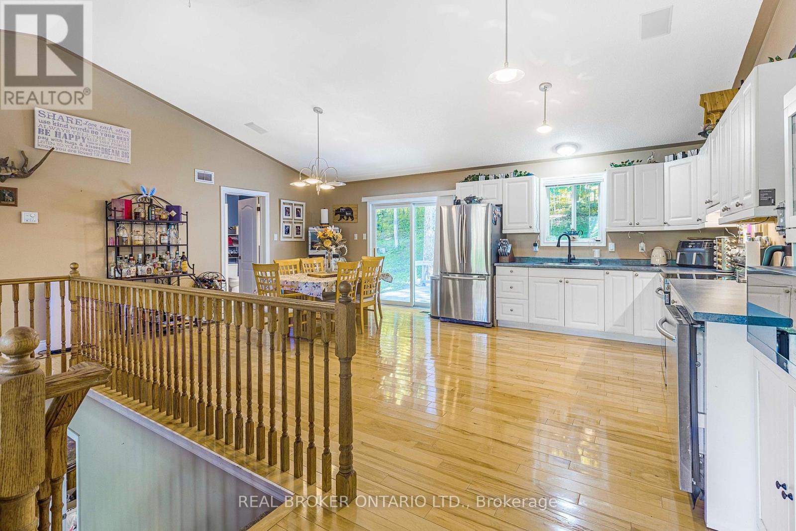 87 Farlain Lake Road E, Tiny, Ontario  L9M 0B5 - Photo 5 - S12349687
