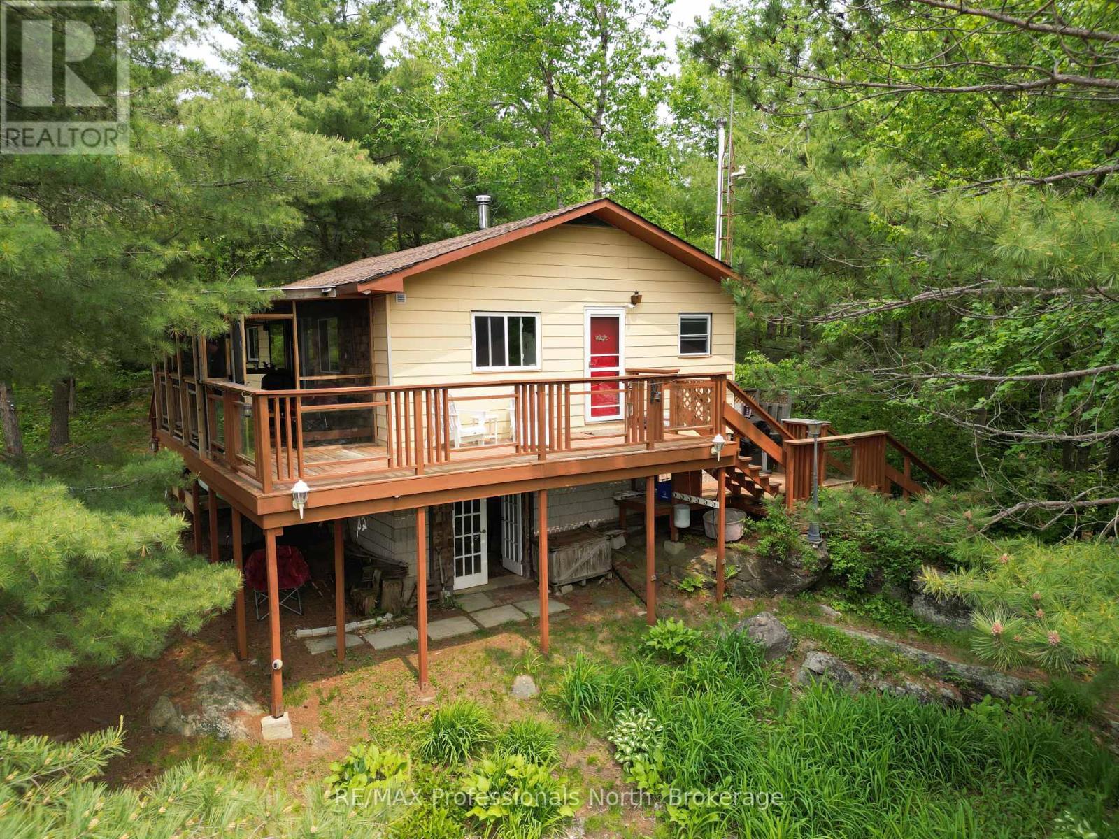 11437 Devils Lake Wao, Minden Hills, Ontario  K0M 2L1 - Photo 3 - X12229851