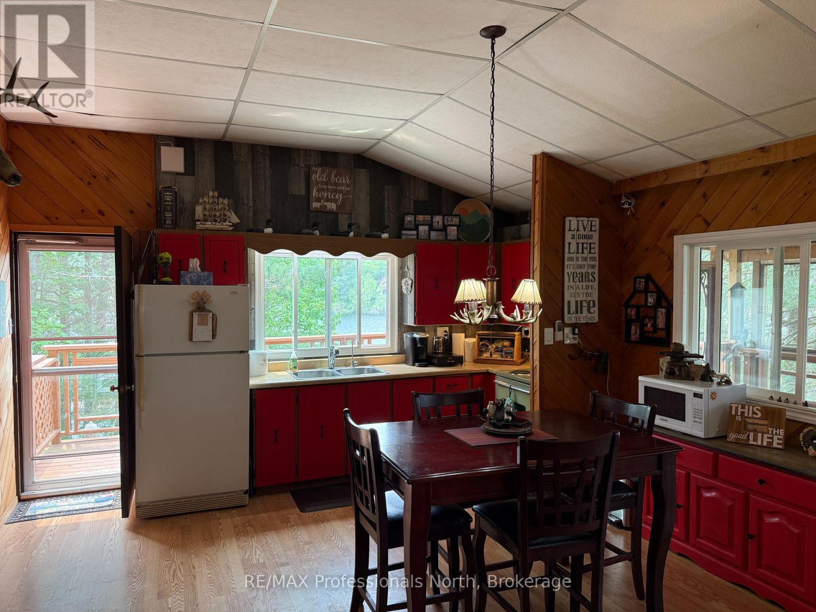 11437 Devils Lake Wao, Minden Hills, Ontario  K0M 2L1 - Photo 9 - X12229851