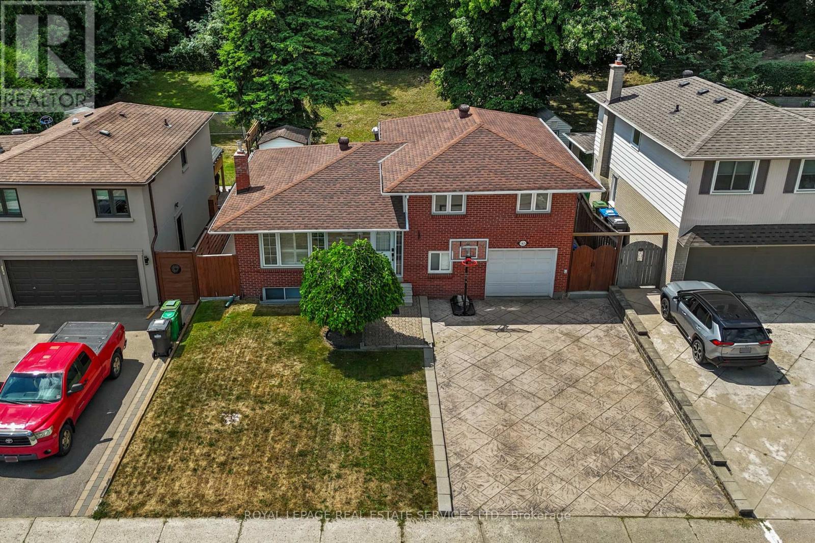 163 Connaught Crescent, Caledon, Ontario  L7E 2S8 - Photo 2 - W12349686